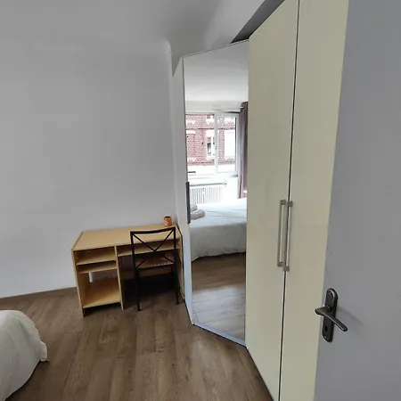 Center Of Lille, Spacious & Cozy Лилль