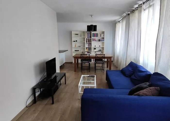 Center Of Lille, Spacious & Cozy شقة *