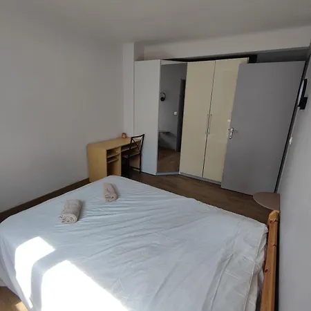 Center Of Lille, Spacious & Cozy Daire Lille